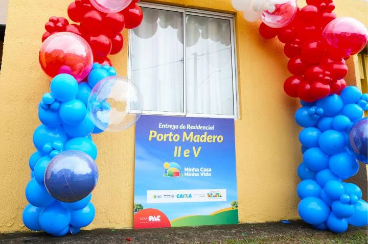 Após um mês da entrega, moradores do Porto Madeiro II e V celebram nova fase em moradia própria