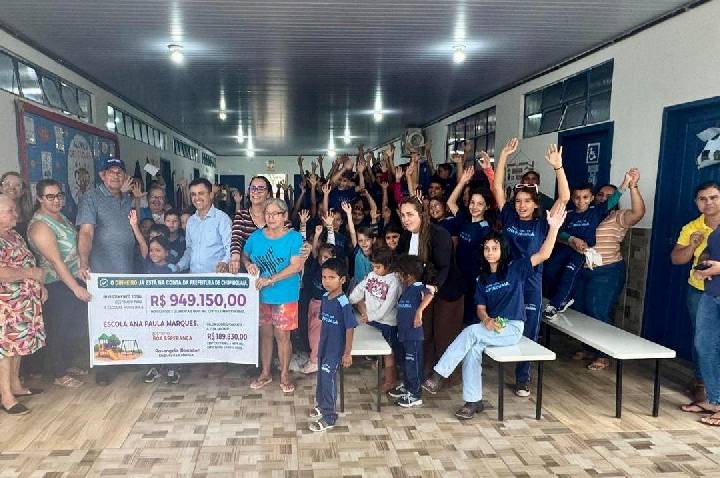 BOA ESPERANÇA: deputada Rosangela Donadon visita escola Ana Marques e apresenta detalhes de recurso de quase R$ 1 milhão para Chupinguaia