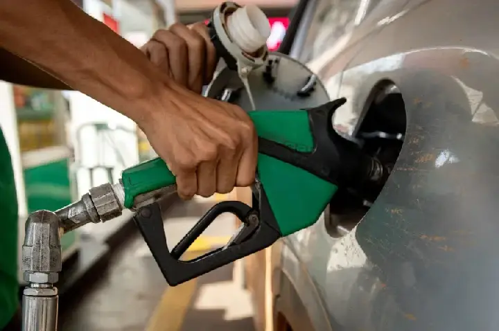 Cartel: veje como encontrados como em postos de postos de combustíveis