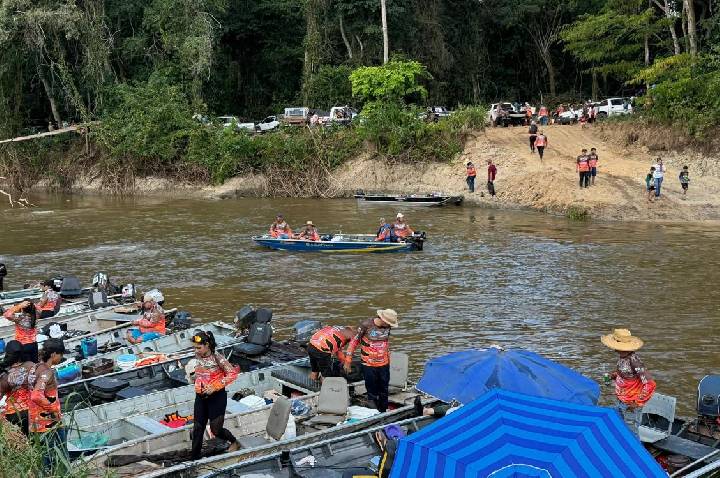 Com apoio do deputado Jean Oliveira, campeonato de pesca reúne mais de 500 participantes no Rio Branco, em Nova Brasilândia d’Oeste