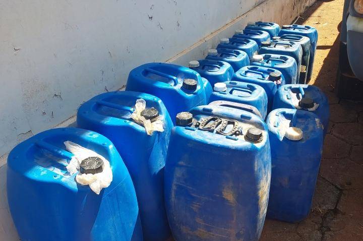 Combate ao crime na fronteira: PMRO apreende carga irregular e 600 litros de diesel em Guajará-Mirim