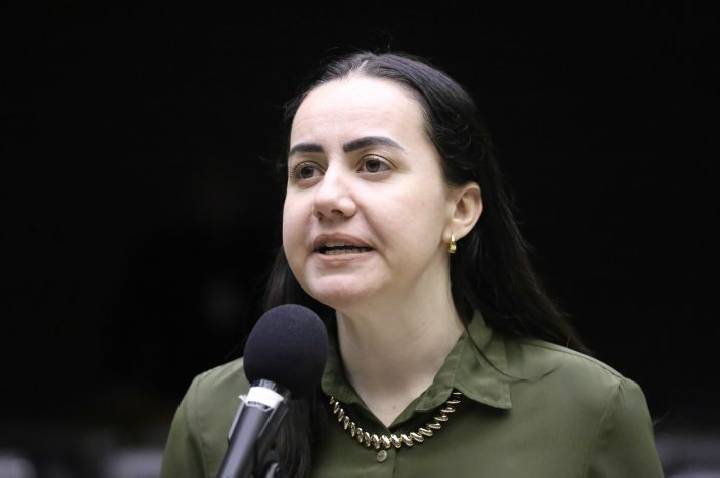 Comissão aprova treinamento para prevenir violência contra estudantes com deficiência