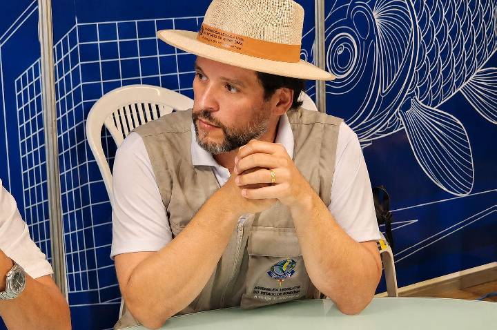 “Corredor comercial não pode virar corredor do narcotráfico”, alerta Delegado Camargo