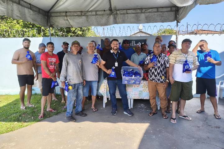 Cras Fernando Rocha reúne famílias em celebração pelo Dia dos Pais