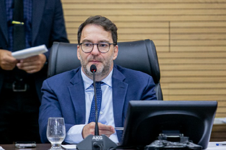 Deputado Alex Redano solicita recuperação da RO-010 entre Cacaulândia e Monte Negro
