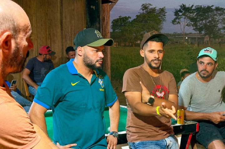 Deputado Edevaldo Neves reforça apoio ao esporte em reunião para a 1ª Copa Entrelinhas Vila Petrópolis