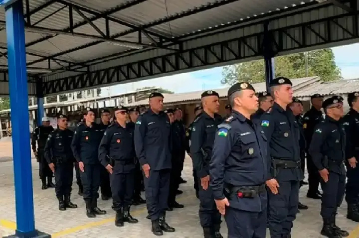 Deputado Pedro Fernandes entrega garagem coberta para o 7º BPM em Ariquemes