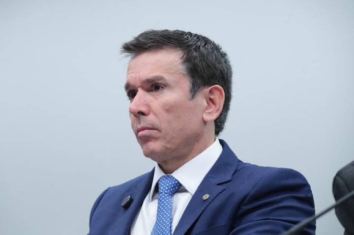 Deputado prevê rápida aprovação de controle sanitário para suplementos alimentares
