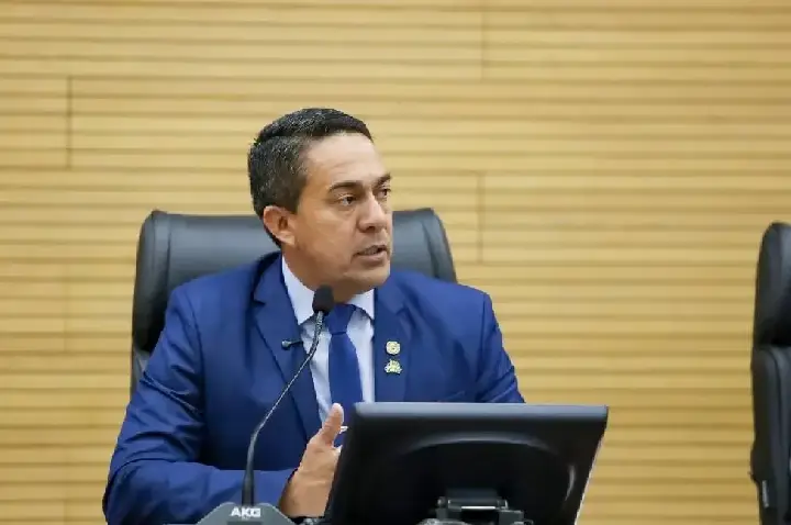 Eyder Brasil apresenta projeto para segurança pública em RO