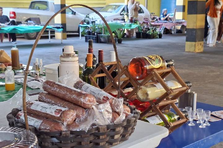 Feira do Servidor Empreendedor fortalece talentos e gera oportunidades entre profissionais da Semed