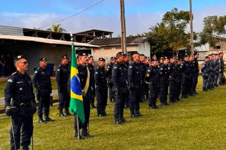 FORMATURA ALUSIVA AO 8º ANIVERSÁRIO DE CRIAÇÃO E ATIVAÇÃO DO 11º BATALHÃO DE POLÍCIA MILITAR
