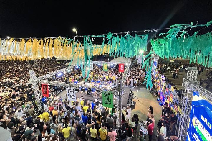 Gravação do novo audiovisual de grupo portovelhense transforma Rua do Lazer em grande palco da música