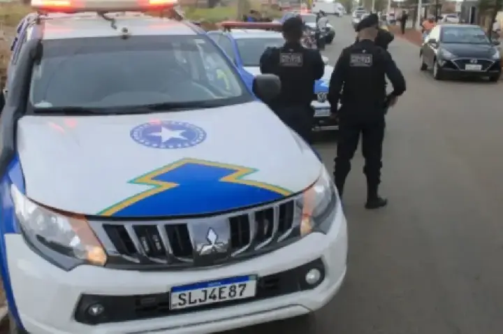 Idoso é assaltado por dupla armada na zona Sul da capital