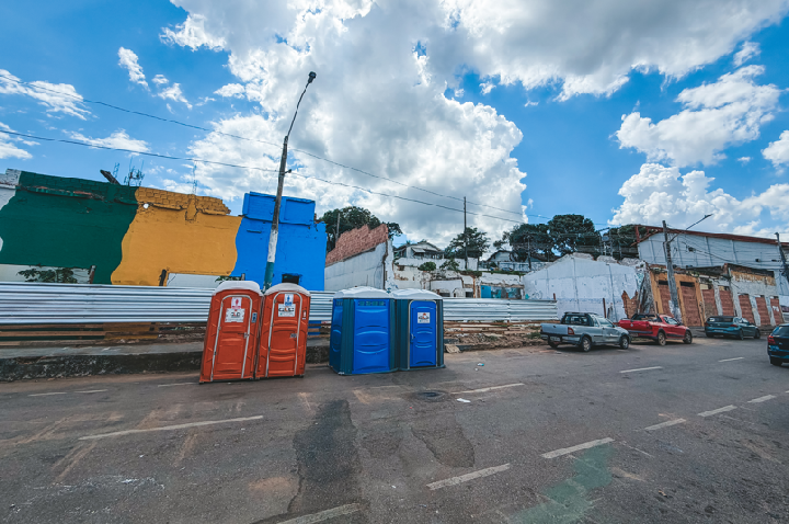 Imóvel abandonado será demolido após laudo da Defesa Civil em Porto Velho