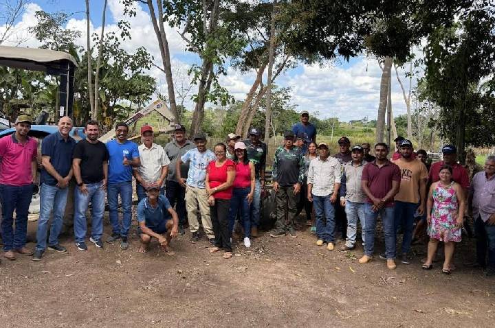 Ismael Crispin fortalece trabalho de produtores rurais da Linha 16 em Urupá