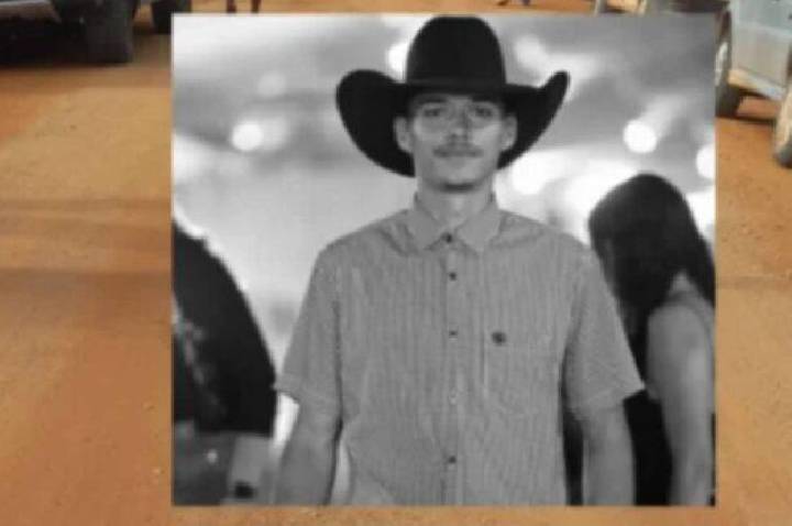 Jovem morre em acidente com caminhonete em distrito de Nova Mamoré