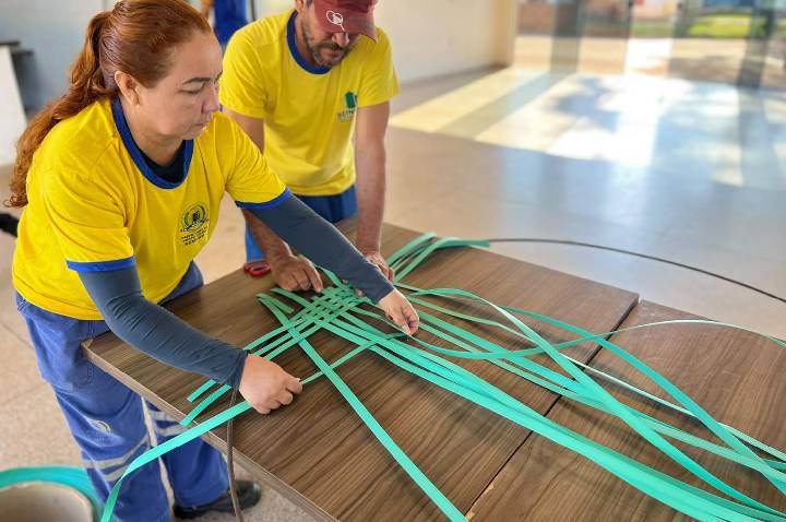 Paneiros produzidos por servidores formam cobertura para o Pocket Park