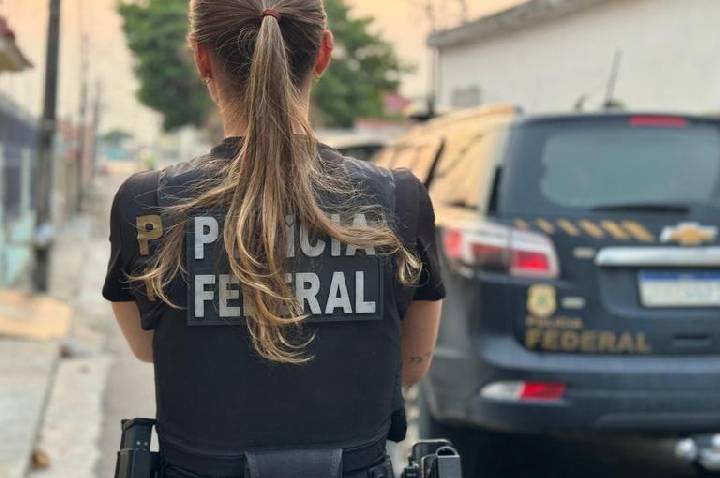 PF fiscaliza atividades de segurança privada em Tapejara/PR