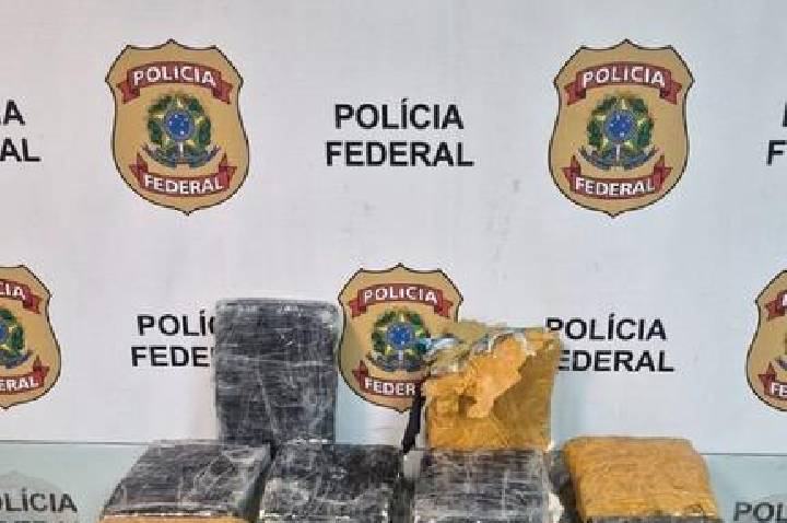 PF prende mulher com 10 kg de maconha no Rio de Janeiro