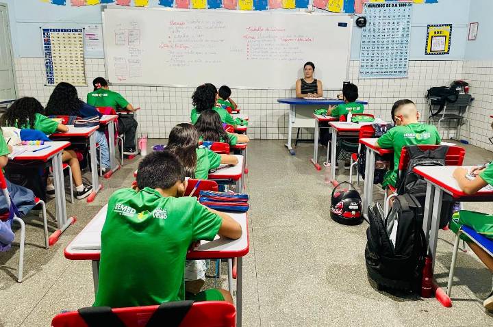 Prefeitura convoca aprovados em processo seletivo da Educação