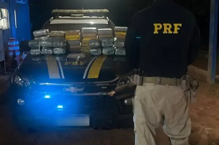 PRF em Rondônia apreende mais de 60 kg de entorpecentes no município de Guajará-Mirim
