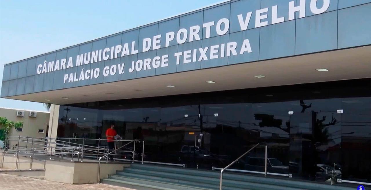 Câmara de Porto Velho divulga edital de concurso com salários de até R$ 7.771,35