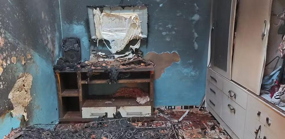 Incêndio em residência deixa duas crianças mortas