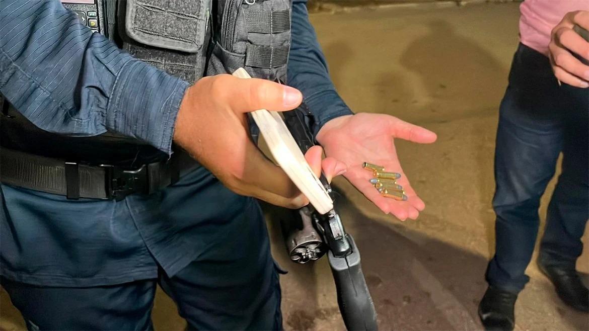 Perseguição com troca de tiros termina com prisão de criminoso em Porto Velho
