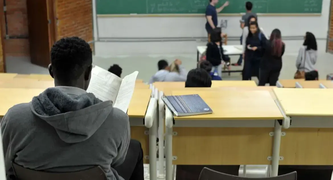 Prazo para inscrição no Prouni 2025 termina nesta terça-feira