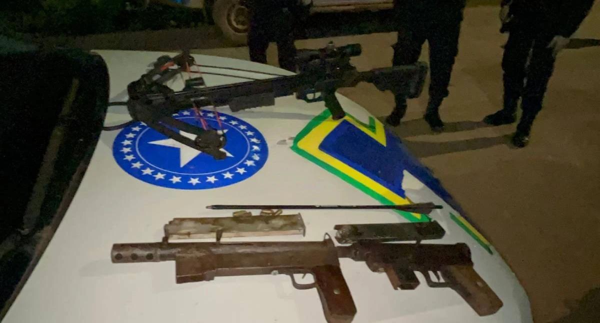 Quatro Homens Detidos com Armas na Zona Leste de Porto Velho