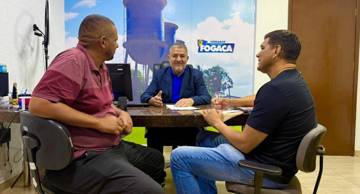 Vereador Everaldo Fogaça se Reúne com Líder Comunitário para Abordar Demandas da Zona Leste de Porto Velho