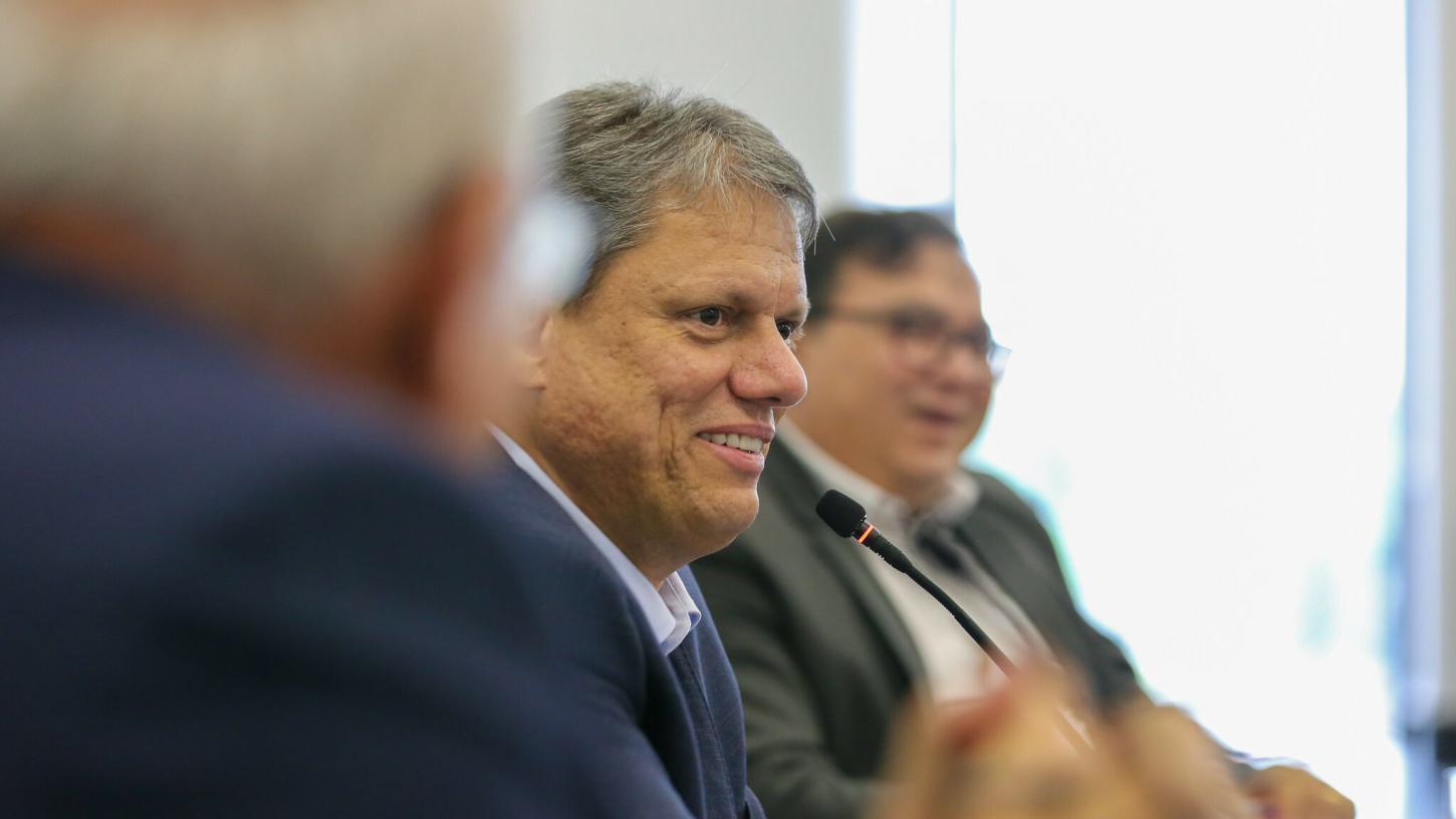 Lula em baixa, Tarcísio em alta