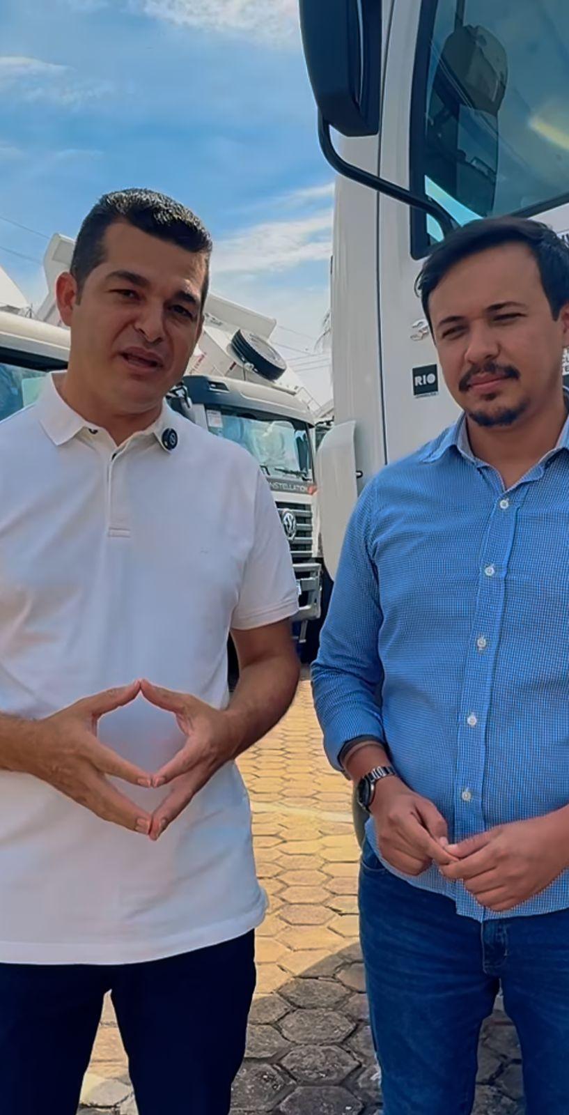 Vereador Adalto Bandeirantes Comemora Entrega de Caminhões para a Zona Rural de Porto Velho