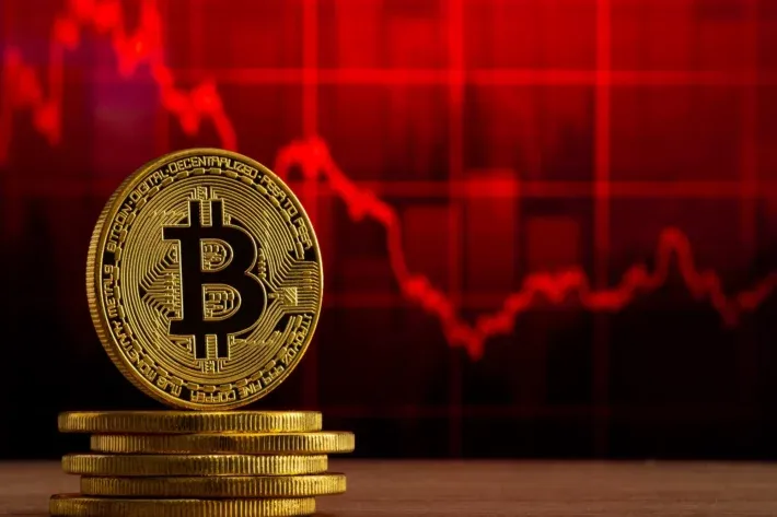 Bitcoin perde US$ 690 bilhões em valor de mercado com tarifaço de Trump