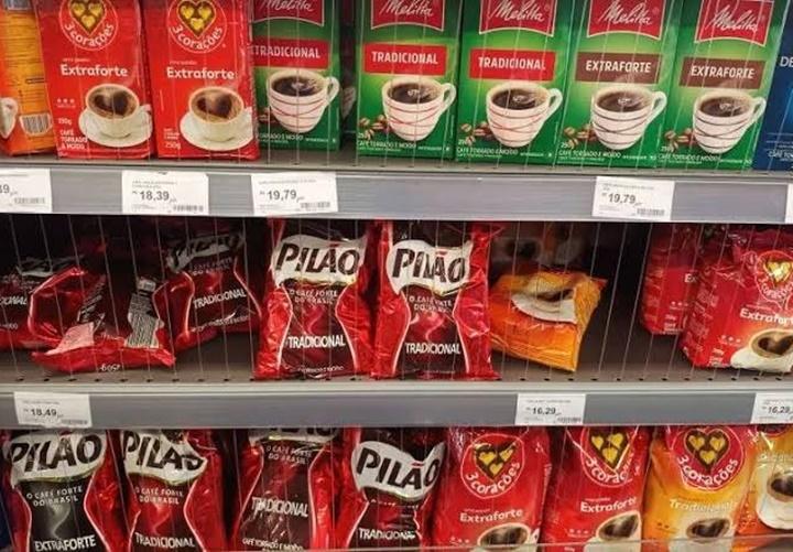 Café já fica atrás das grades em supermercados de São Paulo