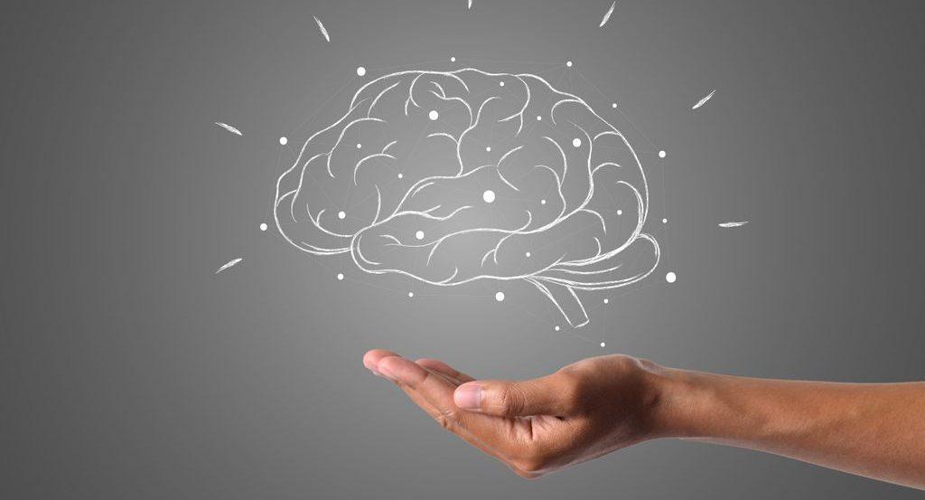 Hábitos simples que fortalecem o cérebro e ajudam a prevenir demências