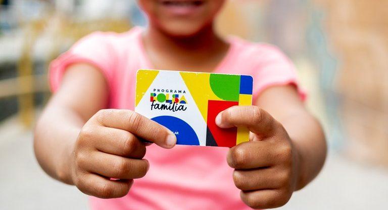 Mais de 133 mil famílias em Rondônia recebem Bolsa Família em abril; repasse federal ultrapassa R$ 90 milhões