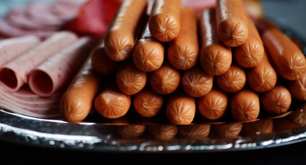 Preços altos levam população mais pobre a consumir mais ultraprocessados