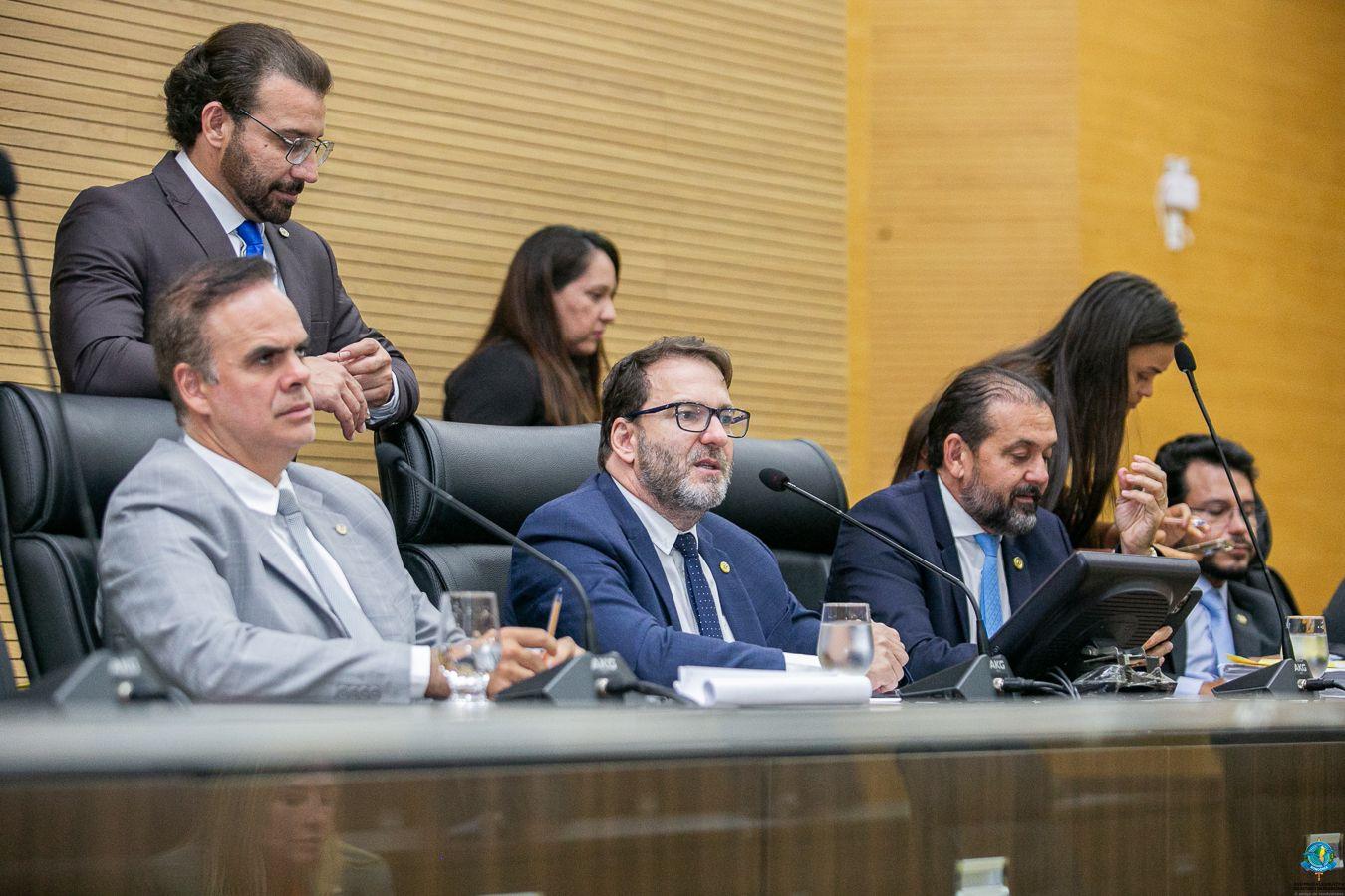Deputado Alex Redano solicita contratação urgente de médicos para o Hospital de Extrema, em Porto Velho