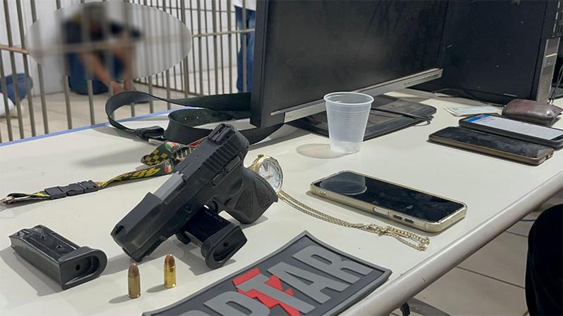 Em Porto Velho, PM prende homem com pistola roubada no interior do estado