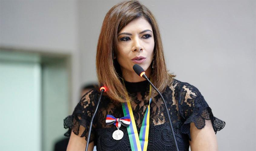 Ex-juíza Euma Tourinho deixa o MDB e sinaliza nova direção política
