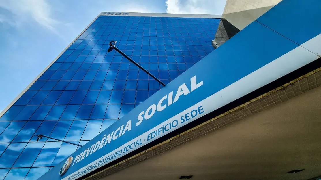 Fraude do INSS atinge 4 milhões de beneficiários e causa prejuízo de R$ 6 bilhões