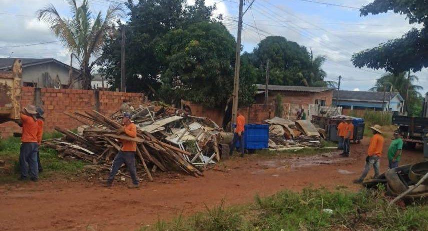 Idoso com transtorno psiquiátrico tem R$ 120 mil furtados por detentos durante limpeza