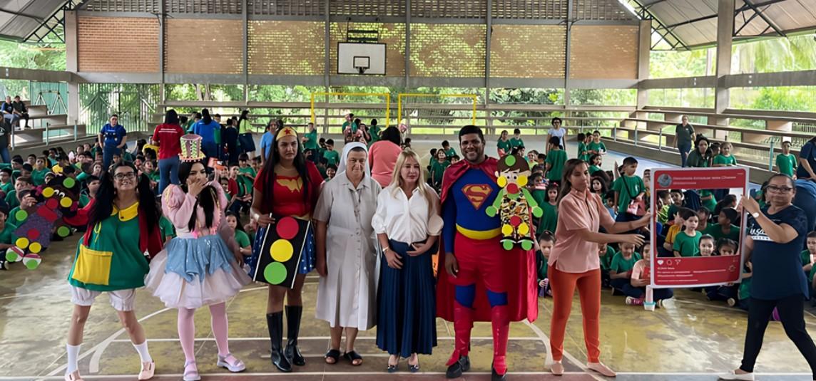 Ieda Chaves divulga Lei e campanha “Maio Laranja” em palestra lúdica para estudantes