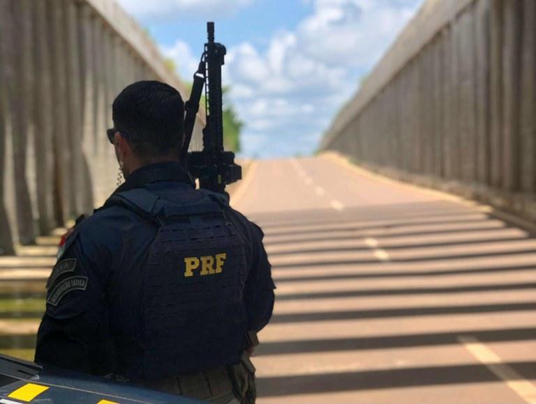 Polícia Rodoviária Federal em Rondônia cumpre três mandados de prisão em aproximadamente 12 horas