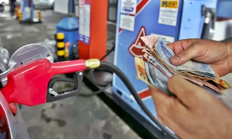 Rondônia tem a 3ª gasolina mais cara da Região Norte, aponta ANP