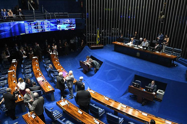 Senado aprova reserva de 30% das vagas em concursos para pretos, pardos, indígenas e quilombolas