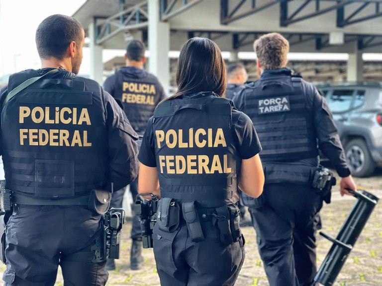 Anotações de grupo de pistoleiros citam ministros do STF e ex-presidente do Senado, diz PF