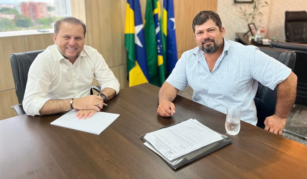 Cirone Deiró assegura recursos para festa de Alta Floresta