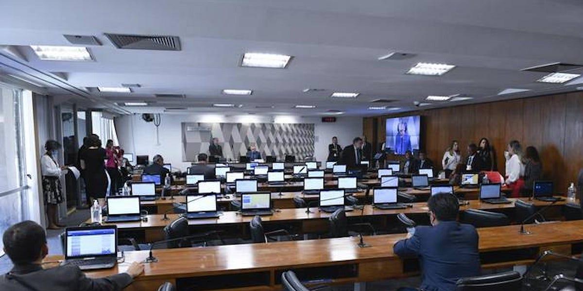 Comissão do Senado aprova inelegibilidade para condenados por violência contra a mulher'